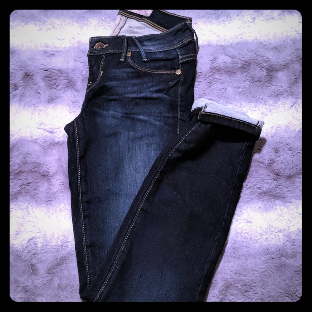 GUESS jeans